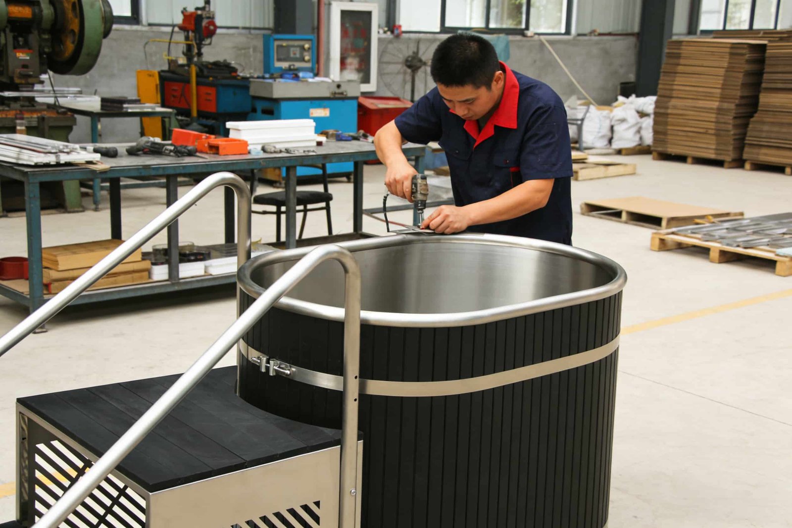 Cold plunge tub with external chiller setup