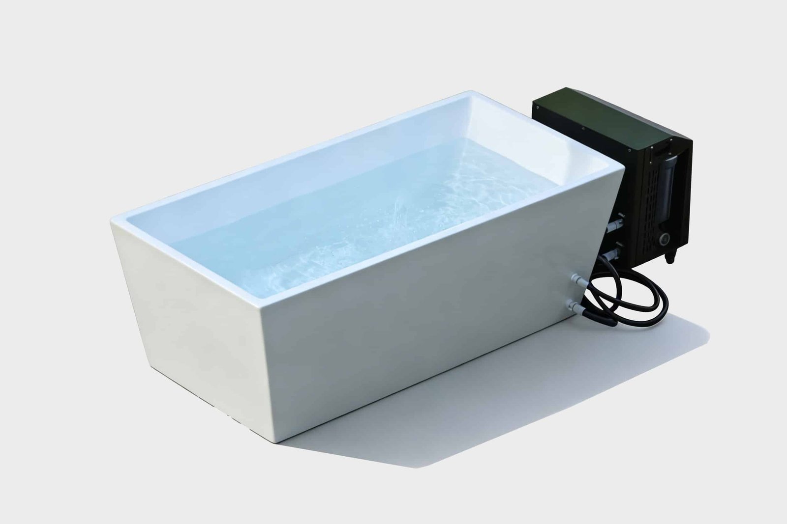 Freestanding Acrylic Cold Plunge Tub for Indoor Spa, Modern Minimalist Ice Bathing Equipment