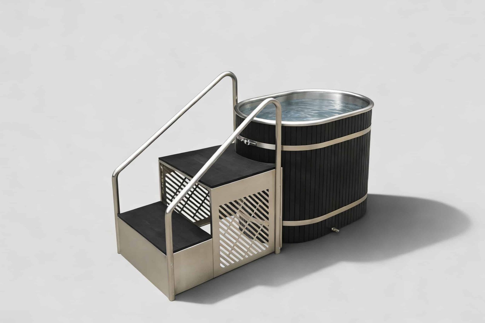 Wholesale Stainless Steel Round Cold Plunge with Integrated Step Access, OEM Recovery Gear