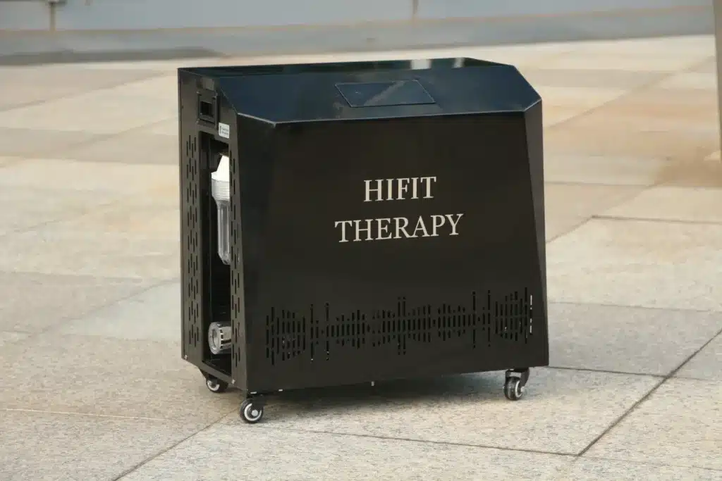 Smart 1HP cold plunge chiller with integrated filtration and touchscreen